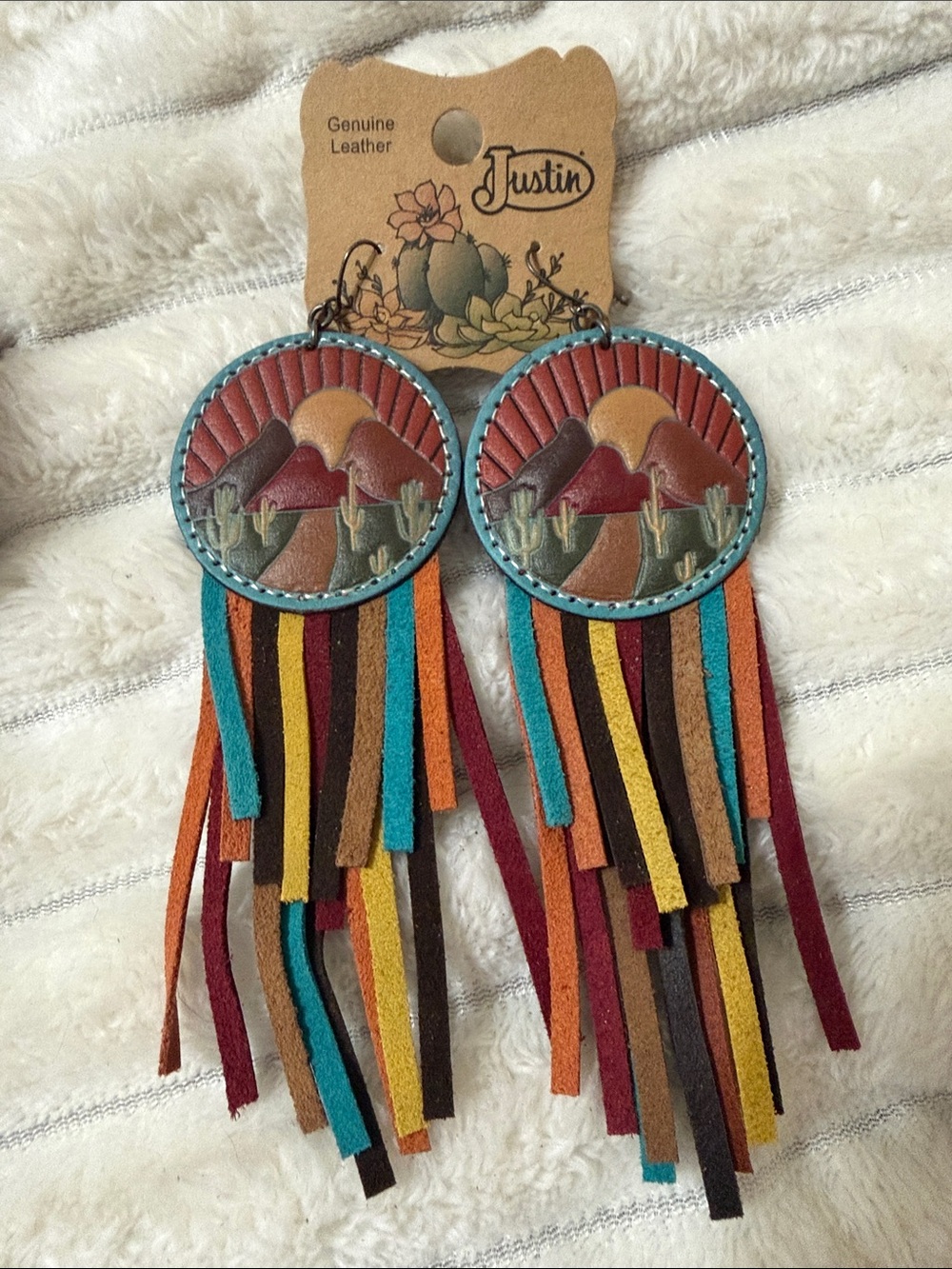 Justin Boots Teal Multi-Color Desert Scene Leather Bracelet and Earrings Set - Picture 2 of 6